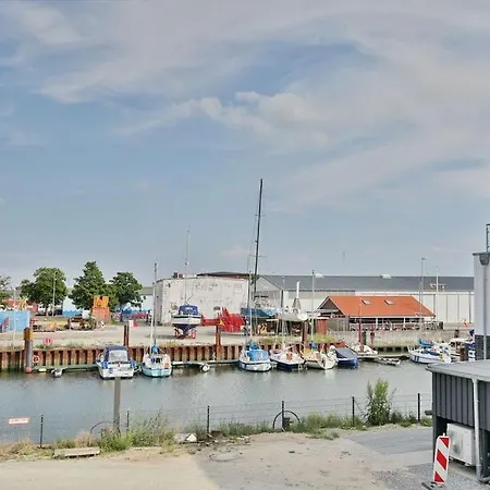 City Marina, Cm18-3