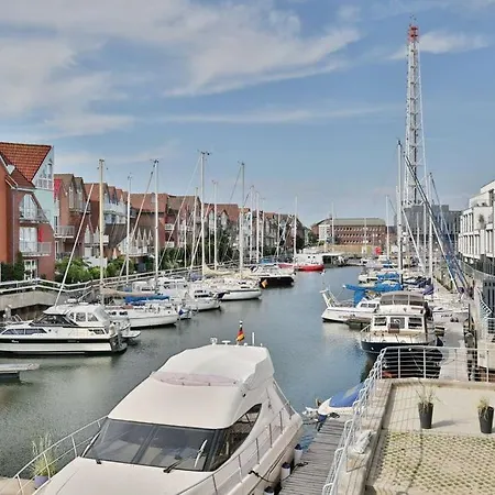 City Marina, Cm18-3 *